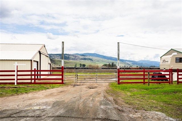 430 W 5th Ave, Kettle Falls, WA 99141